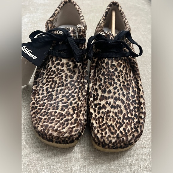 CLARKS Wallabee Leopard print - Picture 12 of 15